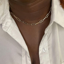 Load image into Gallery viewer, Small Paperclip Necklace