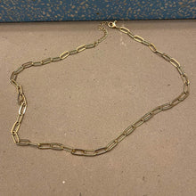 Load image into Gallery viewer, Small Paperclip Necklace
